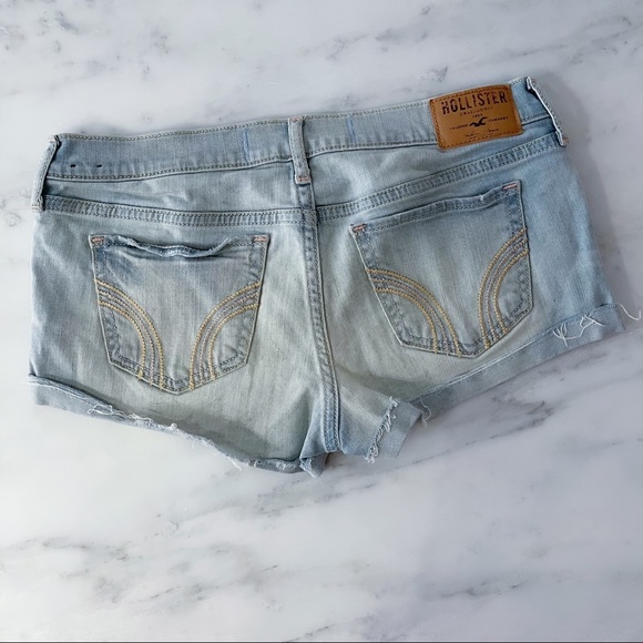 Cut Off Shorts - Picture 7 of 16